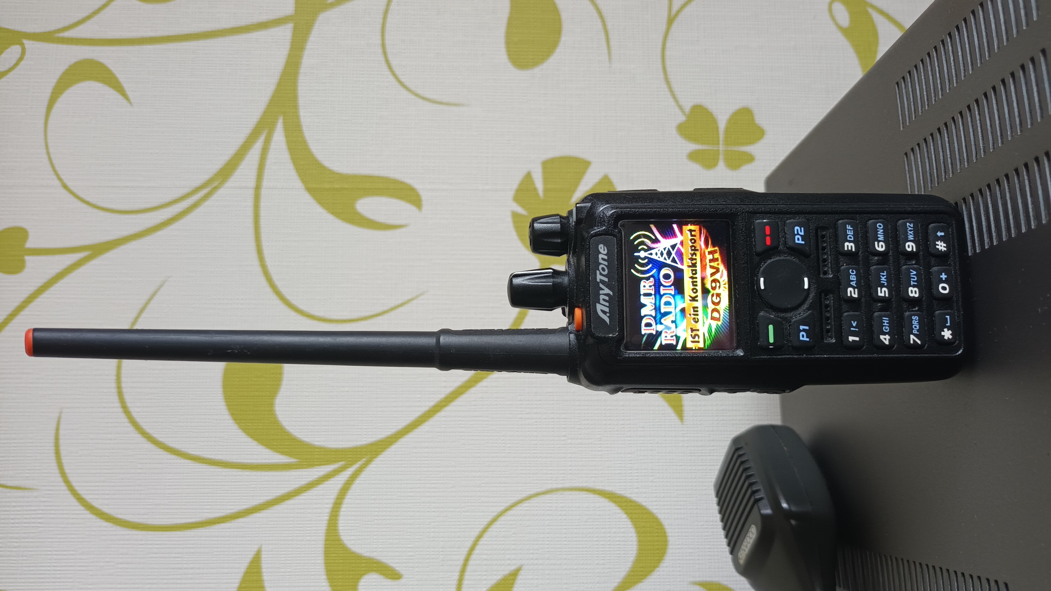 AnyTone AT-D868UV